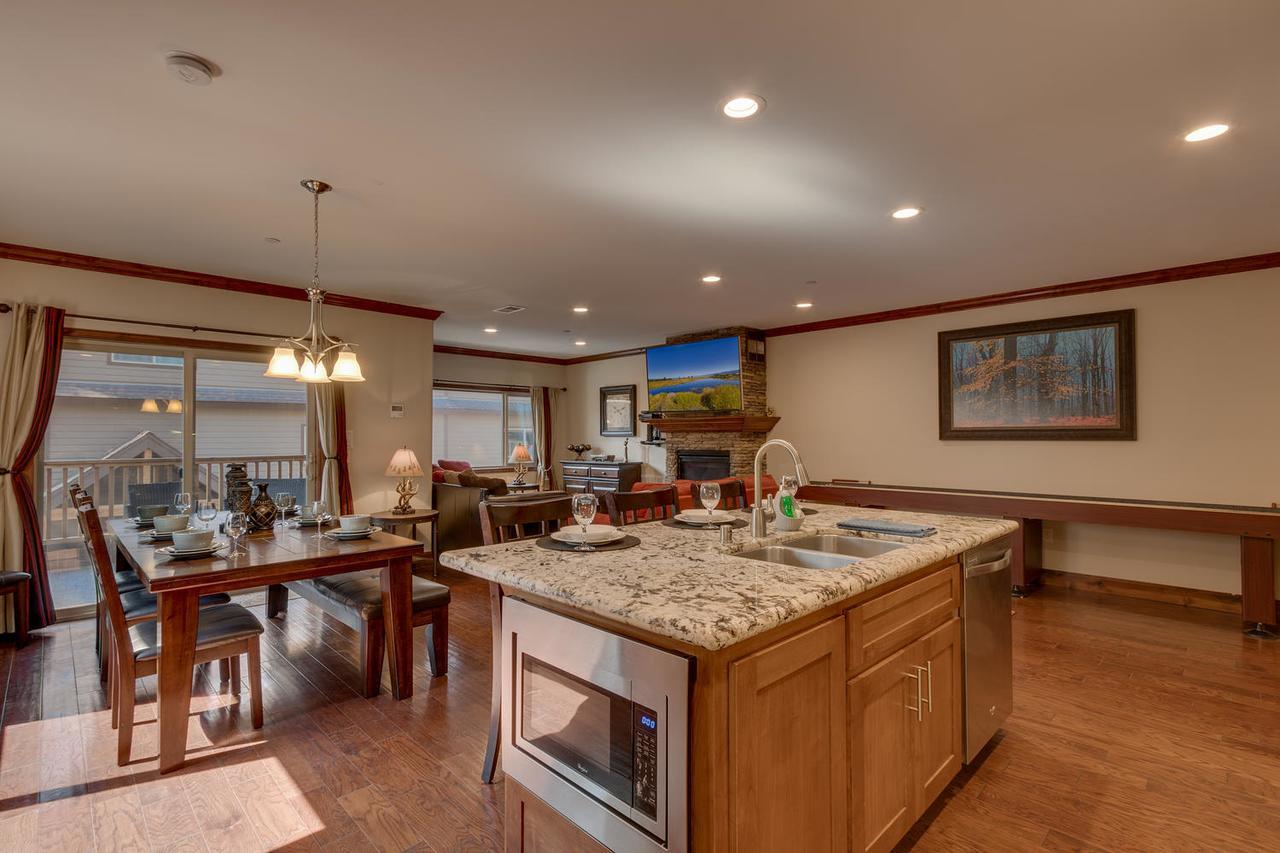 Tahoe Woods Escape - Three Bedroom Home South Lake Tahoe Exterior photo