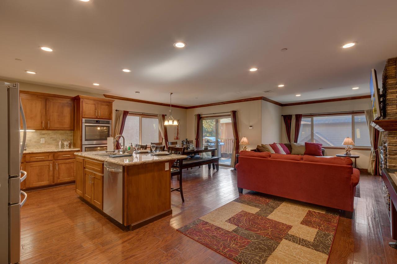 Tahoe Woods Escape - Three Bedroom Home South Lake Tahoe Exterior photo